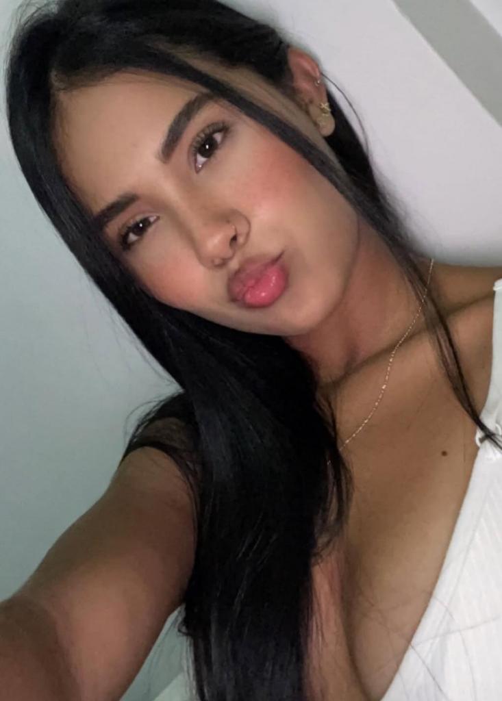 642479744: Chica busca chico en Granada