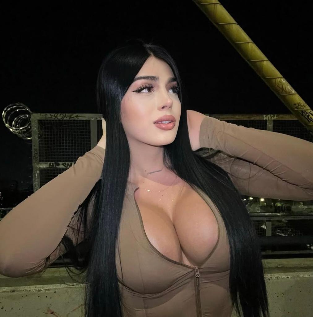 631963500: Travesti en Cádiz