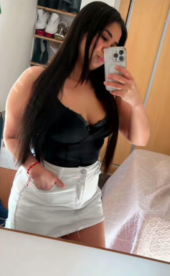 Chica busca chico en Granada: 