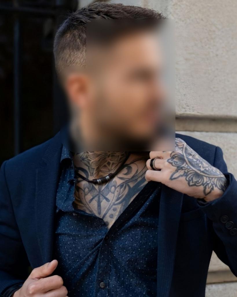 664726033: Chico busca chica en Barcelona