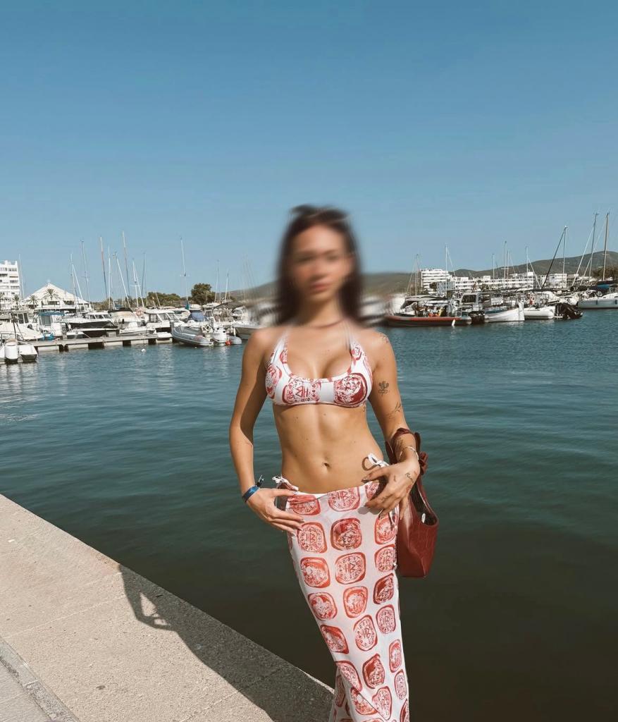 672952395: Chica busca chico en Alicante