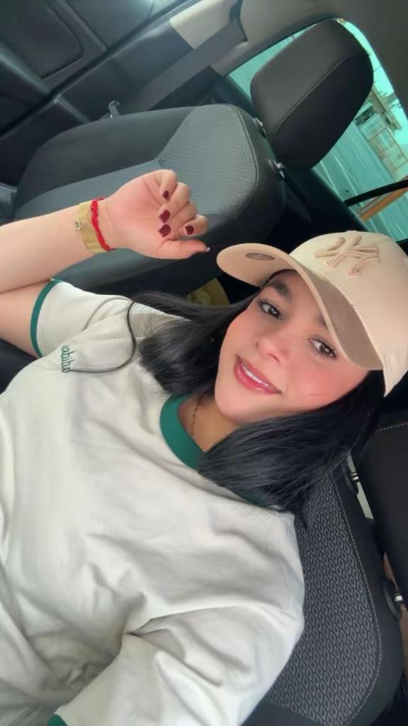 Chica busca chico en Tenerife: 