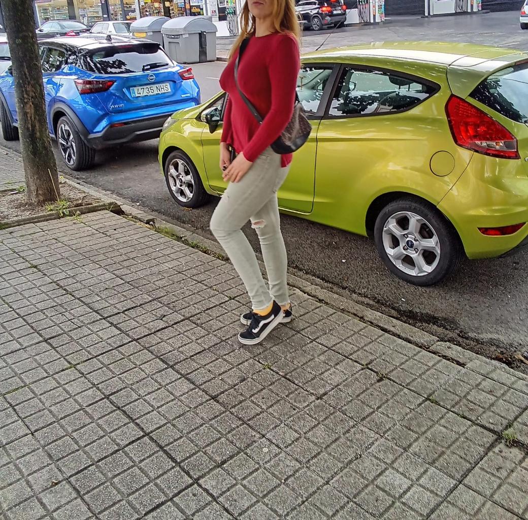 Chica busca chico en La Coruña: 