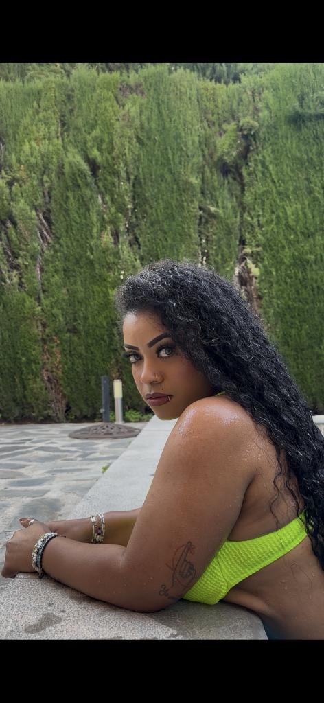 Chica busca chico en Granada: 