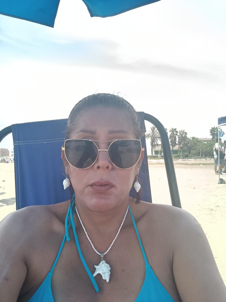 607162016: Chica busca chico en Gerona