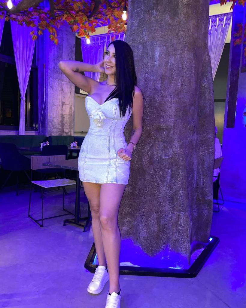 641142731: Chica busca chico en Valencia