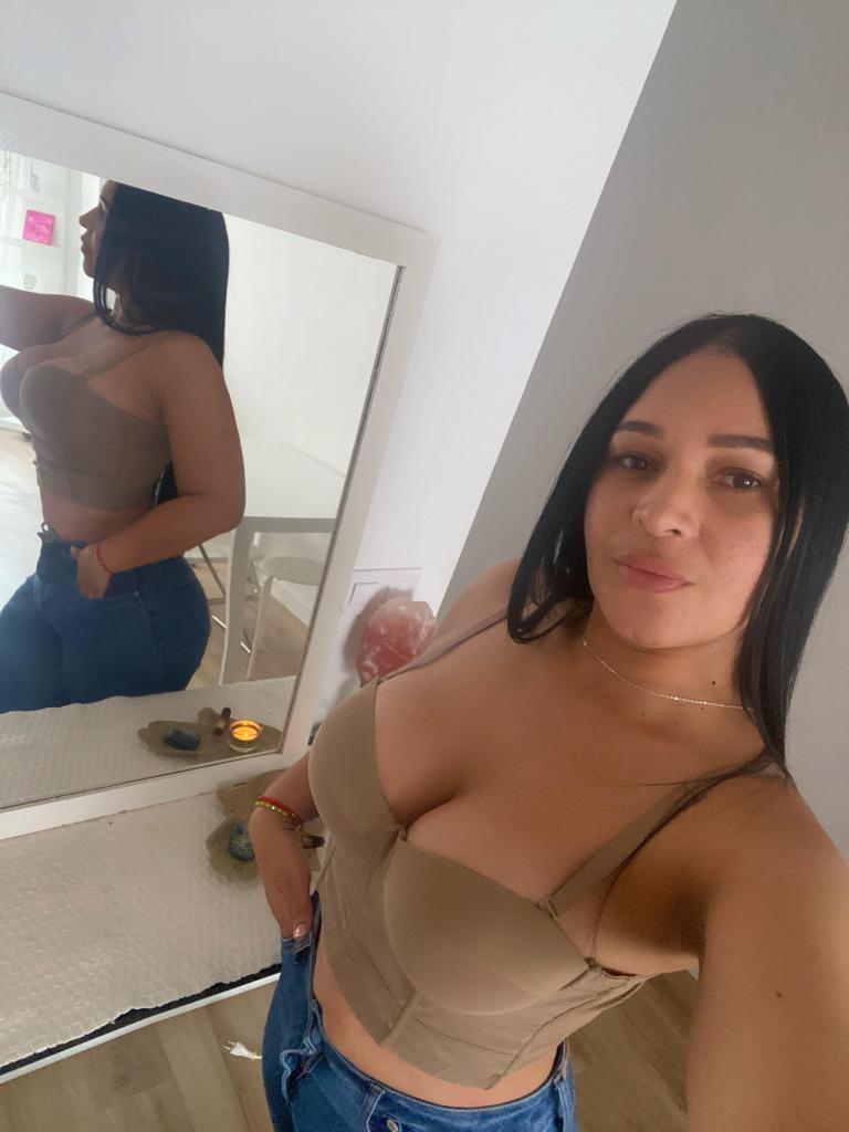 603787928: Chica busca chico en Málaga