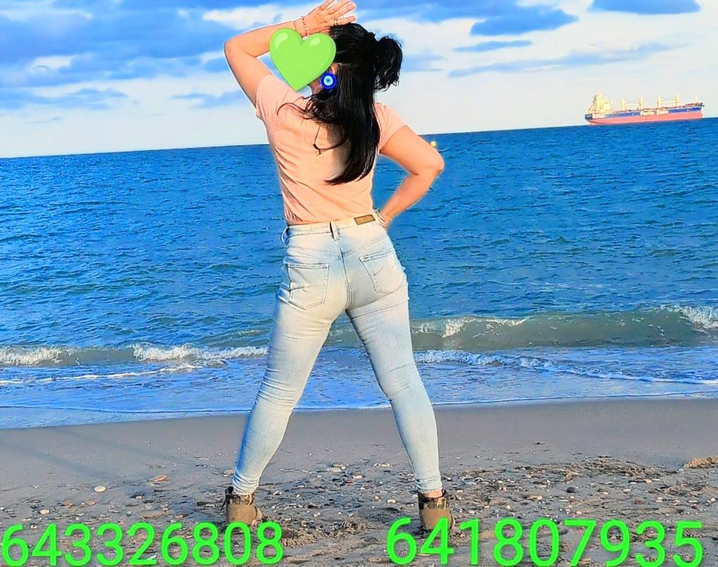 Chica busca chico en Almería: 