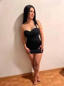 674982140: Chica busca chico en Valencia