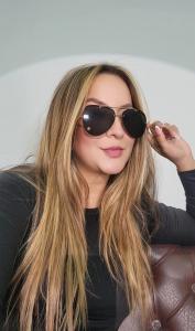 607019483: Chica busca chico en Orense