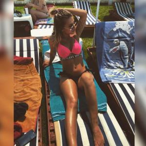 624792087: Chica busca chico en Granada