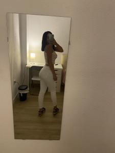 602723156: Chica busca chico en Almería