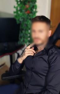 664726033: Chico busca chica en Tarragona