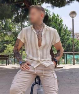 664726033: Chico busca chica en Tarragona