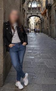 613457995: Chica busca chico en Lérida