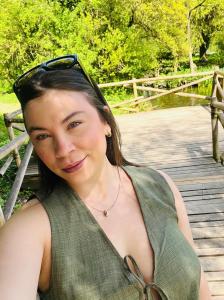610686294: Chica busca chico en Sevilla