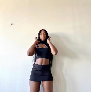 604307100: Chica busca chico en Cádiz