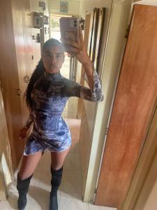 641394620: Chica busca chico en Sevilla
