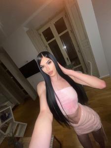 670627809: Travesti en Málaga