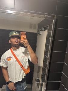 647939467: Chico busca chica en Madrid