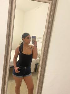 633917228: Chica busca chico en Madrid