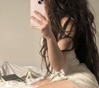 742057920: Chica busca chico en Málaga