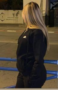 613775463: Chica busca chico en Pontevedra