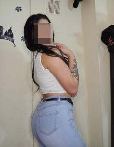 631581455: Chica busca chico en Madrid