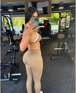 611244096: Chica busca chico en Granada