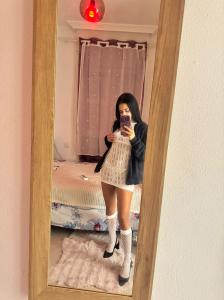 655734563: Chica busca chico en Sevilla