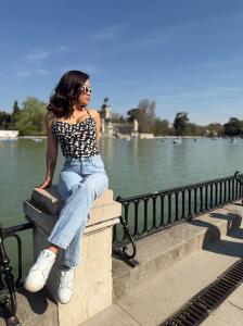 697103251: Chica busca chico en Málaga