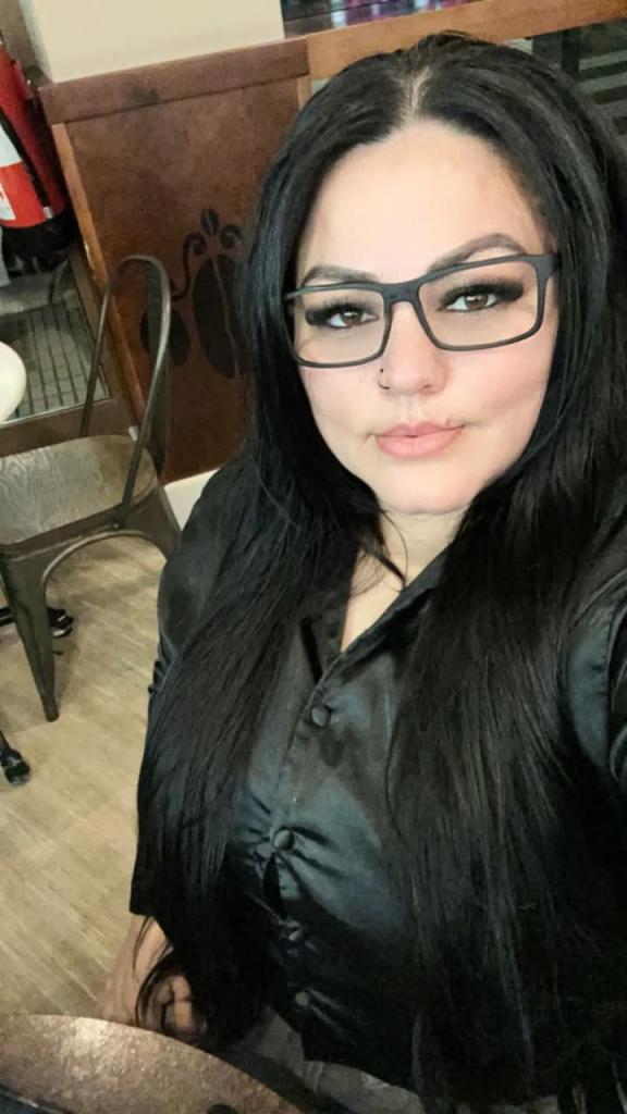 Chica busca chico en Tenerife: 