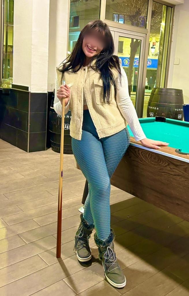 602867486: Chica busca chico en Cáceres