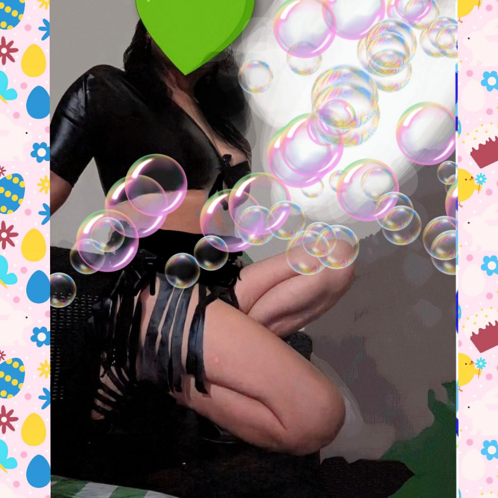 Chica busca chico en Almería: 