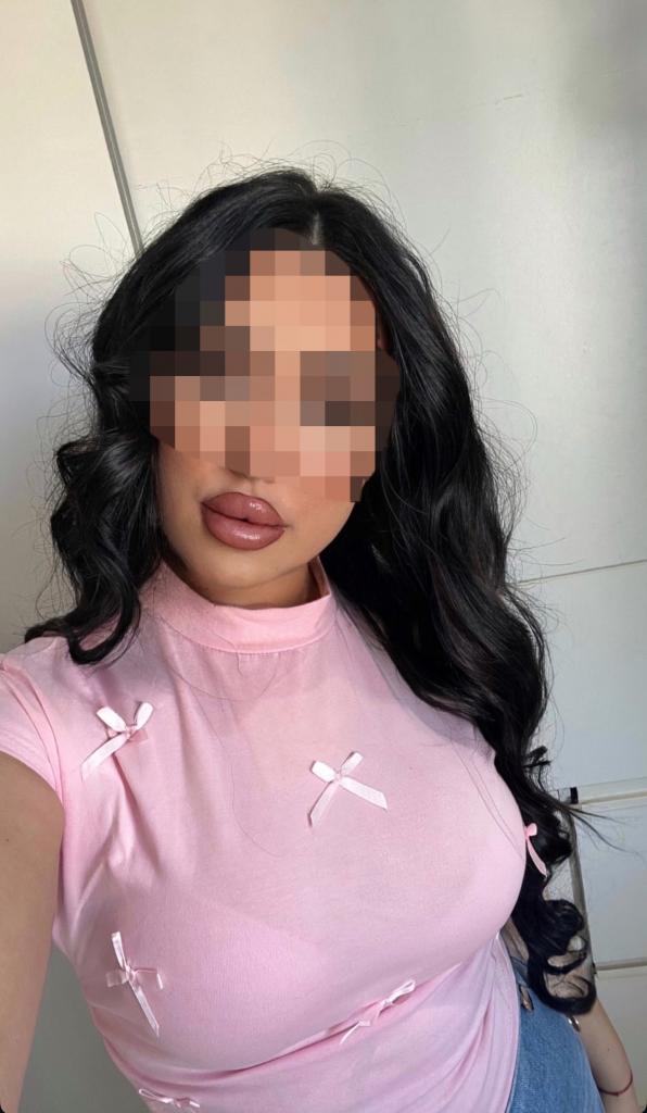 Chica busca chico en Cádiz: 