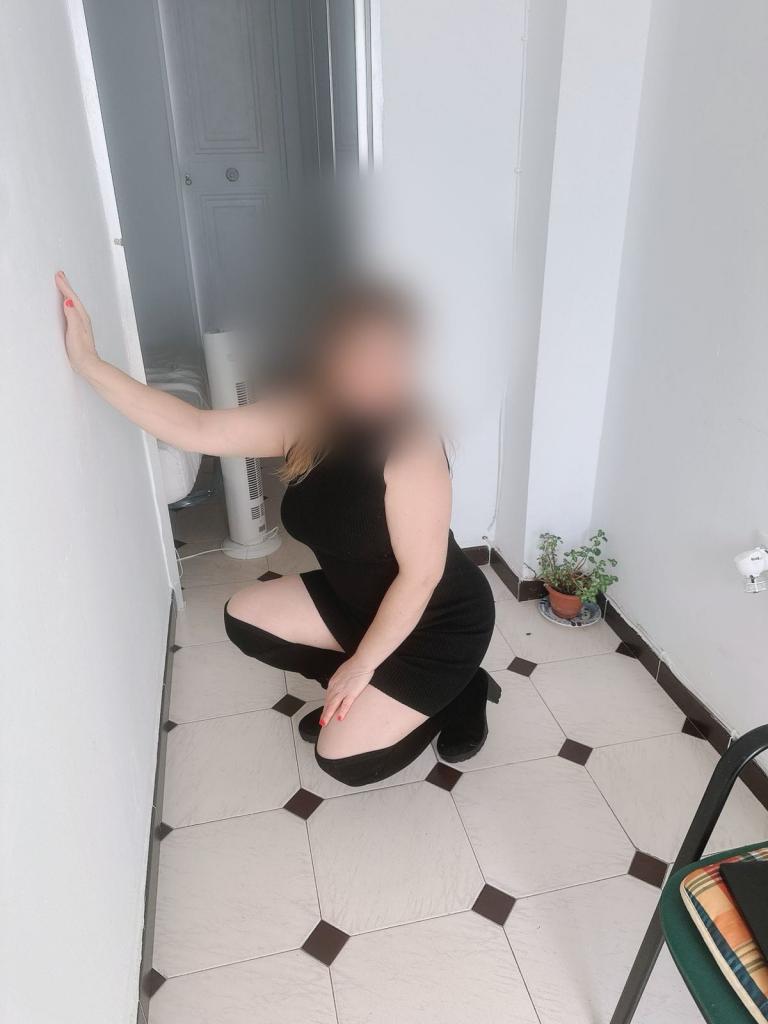 742021757: Chica busca chico en Huelva