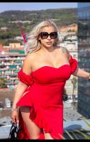 692486166: Chica busca chico en Barcelona