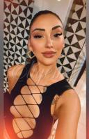 639549262: Chica busca chico en Barcelona