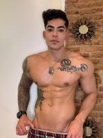 692933691: Chico busca chica en Madrid