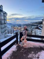 655734563: Chica busca chico en Sevilla