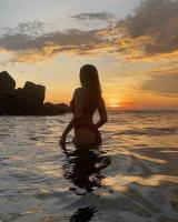 663461296: Chica busca chico en Málaga