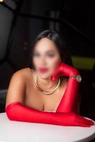 744251303: Chica busca chico en Málaga