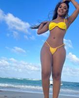 695773718: Chica busca chico en Málaga