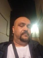 677383275: Chico busca chica en Zaragoza