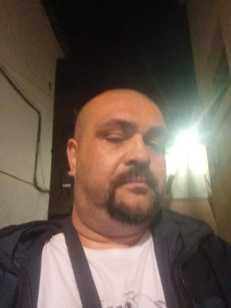Chico busca chica en Zaragoza: 