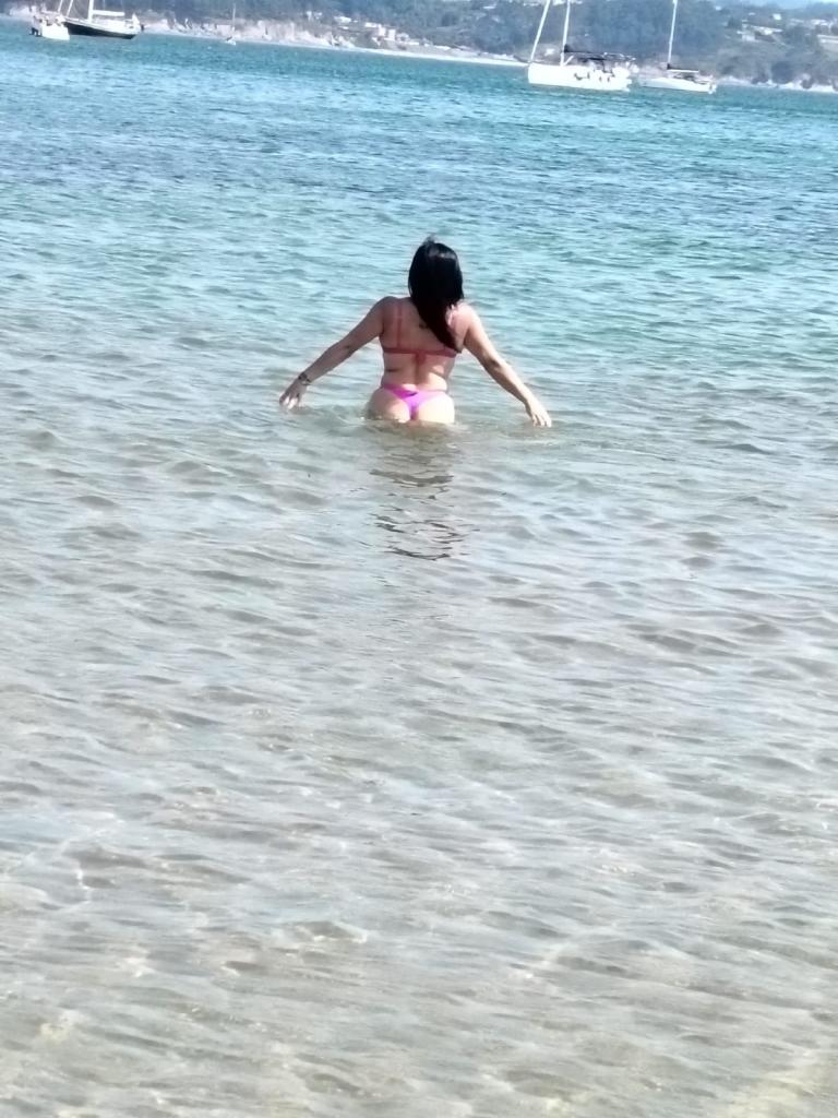 611232902: Chica busca chico en La Coruña