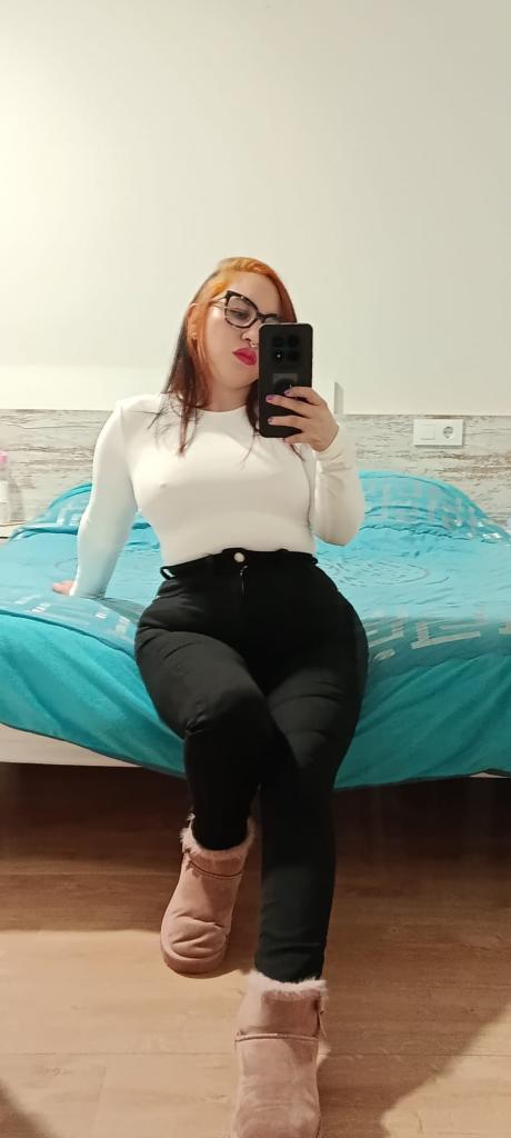 613802783: Chica busca chico en Granada