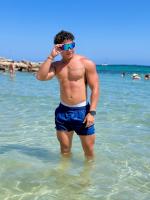 604394307: Chico busca chica en Madrid