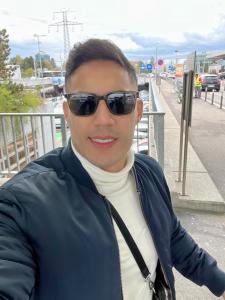 Chico busca chica en Madrid: 