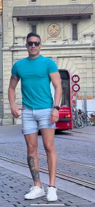 637444217: Chico busca chica en Madrid